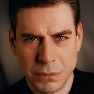 Дмитрий Дюжев