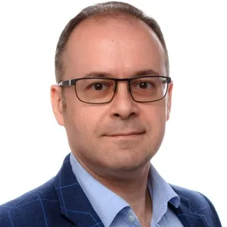 Читай Хачатурова