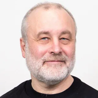 Депутат Ларичев