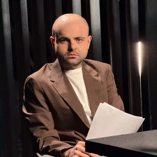 ТОВАРИЩ СОРЯН