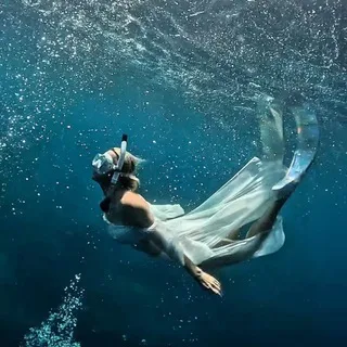 Lady Diver