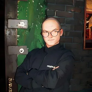Лысый AI