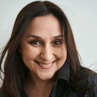 MИТИНА