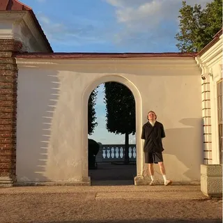 хиз гат э вэй
