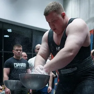 ШЕРСТНЕВ ТРЕНЕР
