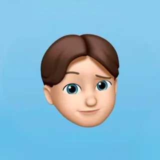 Даниил печатает…