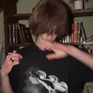 илья манго