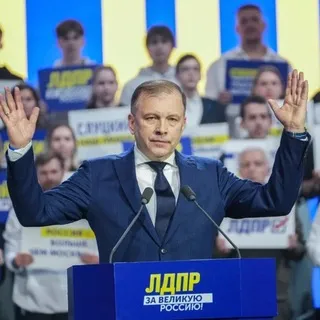 Александр Курдюмов