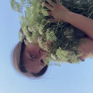 Цветы в травах