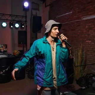 Vasilek Yo!