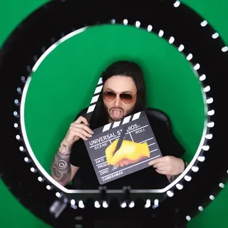 Снимаю Книгу 🎬✍️