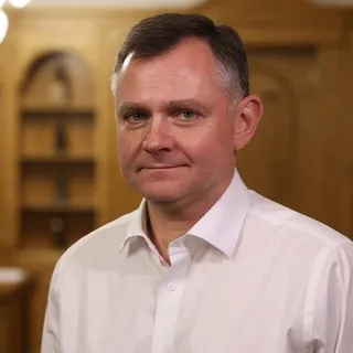 Юрий Слюсарь ✔