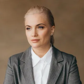 Сенатор Ламонова
