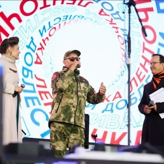 Юрий Шилов aвтор-исполнитель, Союз фронтовых артистов Донбасса, Агитвзвод "Алтай"
