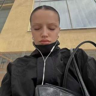 Карин ты где