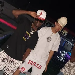 .•♫•♬• Youwell x Ouwen •♫•♬•