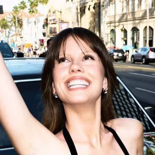 Acervo Mia Goth