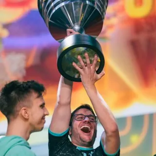 Astini Dota