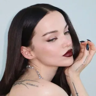 Dove Cameron Brasil