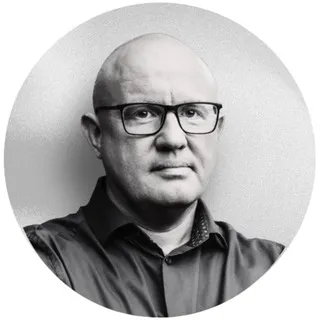 Дмитрий Дубов