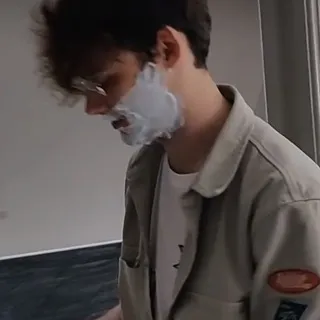does wilbur soot have a shaving rash today?