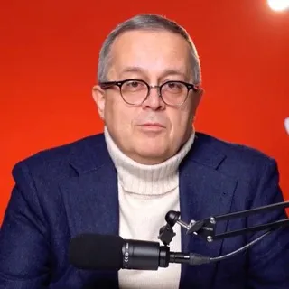 Эрик Праздников