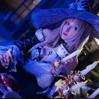 Tutunia cosplay