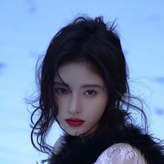 小径飞雪