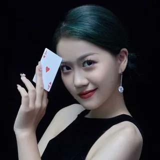 老千-炸金花-斗牛-三公-德州扑克-出千-百家乐技巧