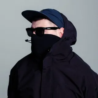 UNDERGAVR