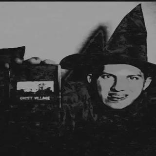 🏚𝕲𝕳𝕺𝕾𝕿⚔️𝖁𝕴𝕷𝕷𝕬𝕲𝕰👻
