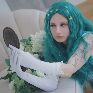 RAE☾NA