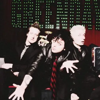 Красный лифчик Тре || Green Day