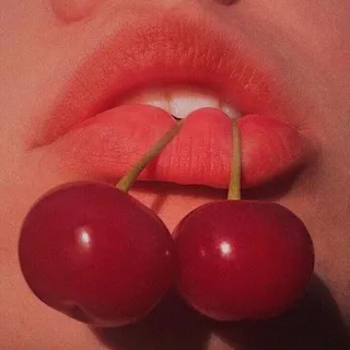 ↳𝐂 𝐇 𝐄 𝐑 𝐑 𝐘 🍒