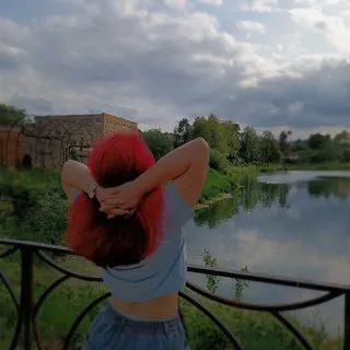 Печатает 。。。💋