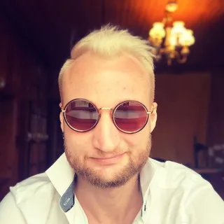 Работа: SMM, PR, IT / Это Майк