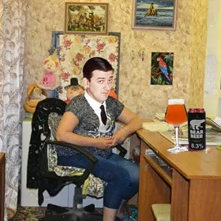 Чэд в консьержке Лупполо