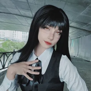 Hitomi любит Джейн Доу