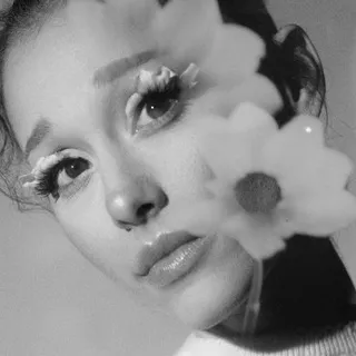 Ariana Grande Archive | Acesso Ariana