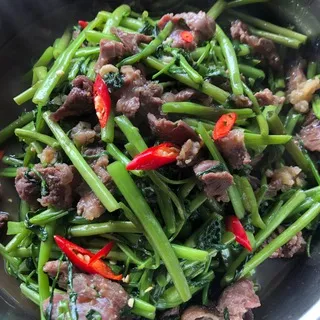 លក់ម្ហូបឆ្ញាញ់