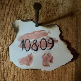 10&09