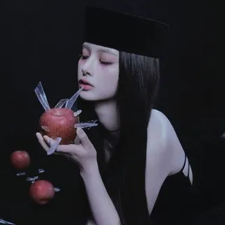 설윤 s͟͟u͟͟n yoon ꙳