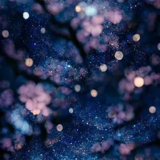 проблеск света среди тьмы✨