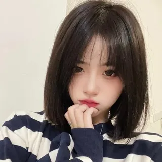 🍀伊伊家短髮台灣妹專區👧賴11tw