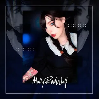 mollyredwolf_Club