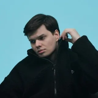 САМ СЕБЕ РЕПРИЗА