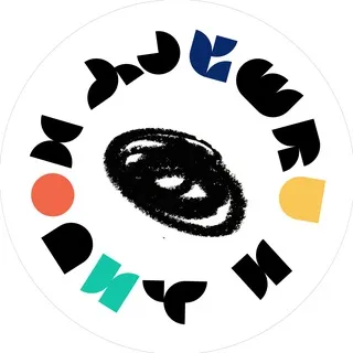 Ходит и думает