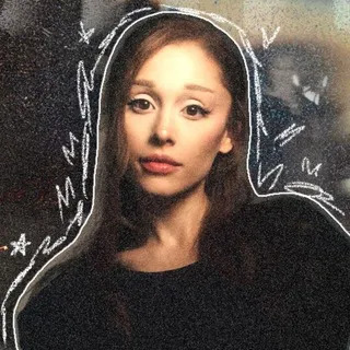 Ariana Grande Updates