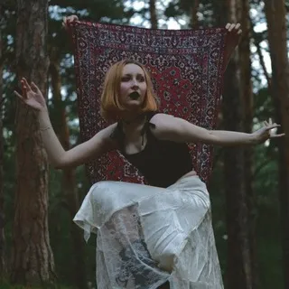 ИЮЛЬСКАЯ Ю.