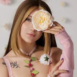 RINA MAKEUP